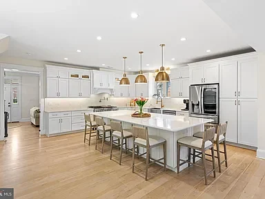 305 Grove St, Haddonfield, NJ - 6