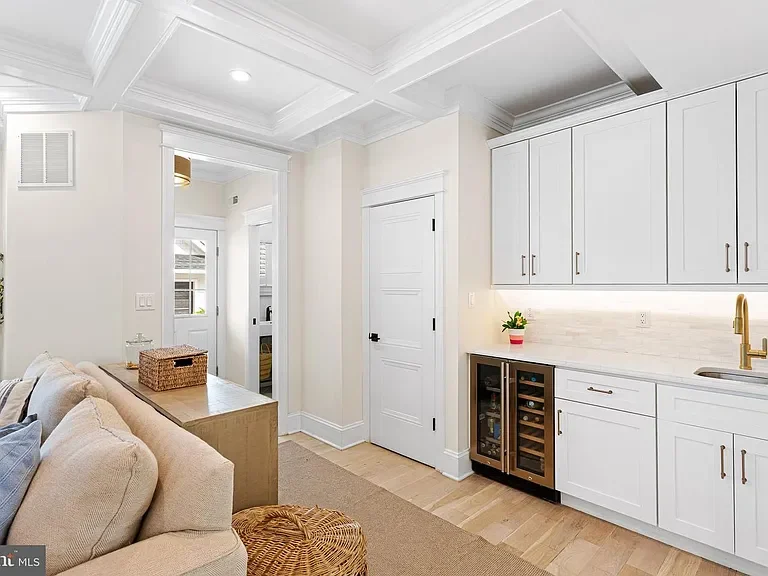 305 Grove St, Haddonfield, NJ - 12