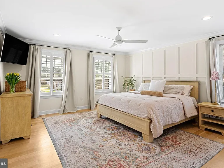 305 Grove St, Haddonfield, NJ - 14